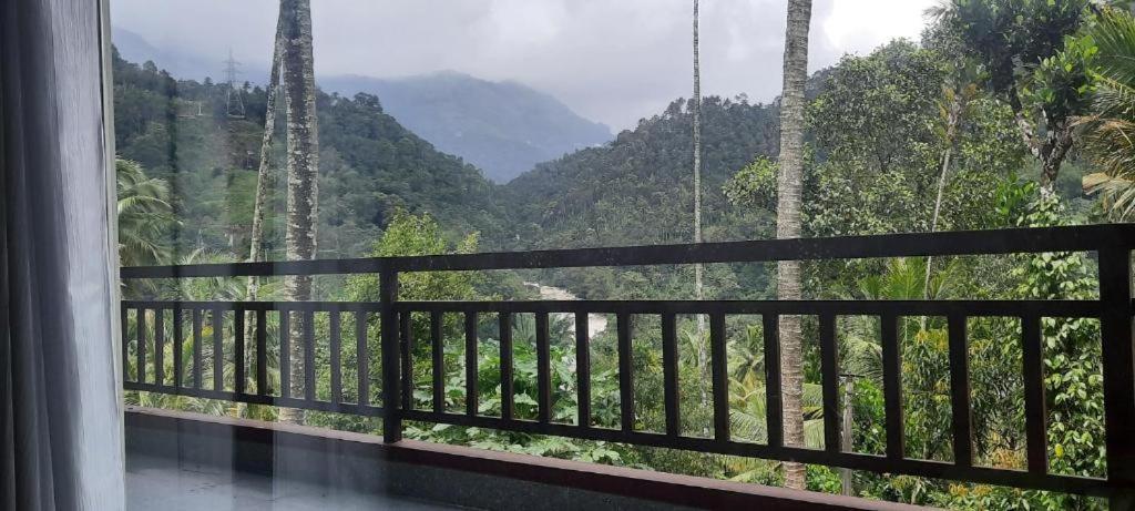 Linn View Home Stay Munnar Exterior photo
